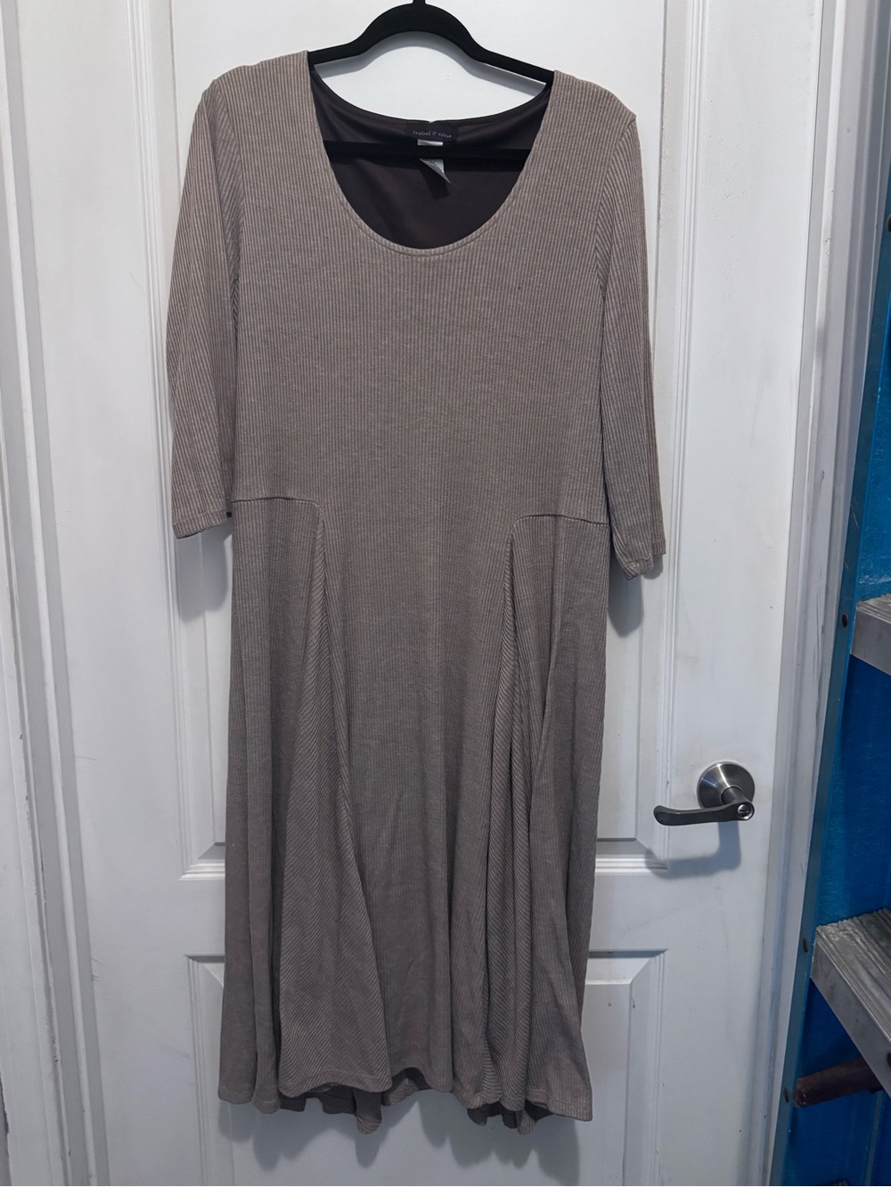Everyday Scoop Neck Long Sleeve Dress in Taupe